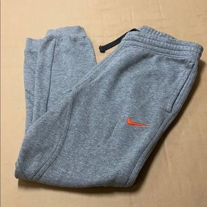 Nike women’s sweatpants small - very nice